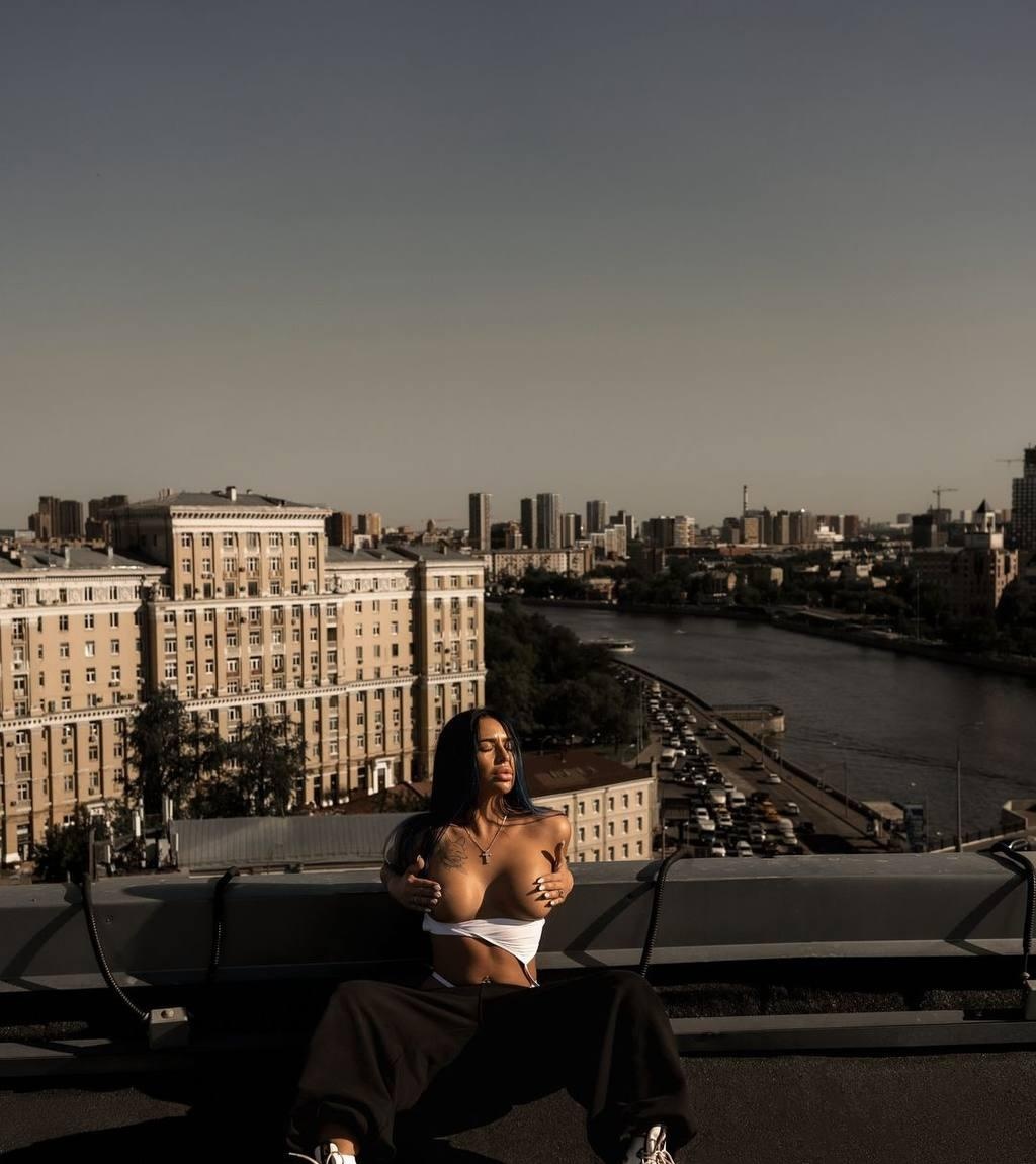 Дана привлекательная девушка из Белово цена от 5000 руб